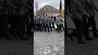 Heeresmusikkorps KasselEhrenzug OSH Dresden 🦅🇩🇪bundeswehr militär tradition soldaten marsch [upl. by Radnaskela]