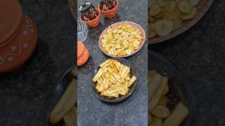 Raw Banana WaferKache Kele ki chipsshortvideokhushbusfood [upl. by Anelys]