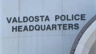 Report Valdosta woman charged after trying to hit officer after leaving 1yearold home alone [upl. by Cowden456]