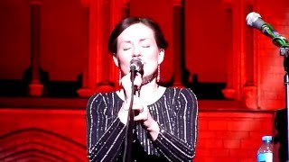 Julie Fowlis  Hug Air A Bhonaid Mhoir Live 2016 [upl. by Nealy]