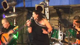 Kawerau Christmas in the Park with Jackie Clarke singing Loyalwmv [upl. by Noeht]