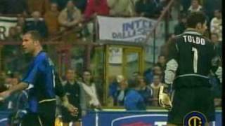 20022003 Inter vs Juventus 11 Toldo e Vieri Pazzesco Scarpini [upl. by Ahsieat]