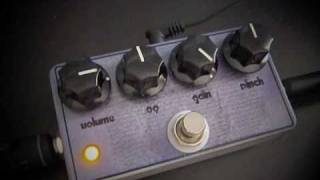 DIY WOOLLY MAMMOTH BASS FUZZ Effects Pedal [upl. by Feledy4]