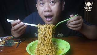 Mukbang mie sedap Goreng Ala Cheff Devina Hermawan Dengan mie Pipih yang Enak [upl. by Enelav]