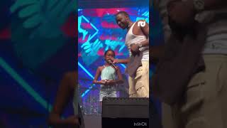 Quel spectacle magique une fille de 9ans danse comme grande au show Dadju et Tayc [upl. by Claudio]