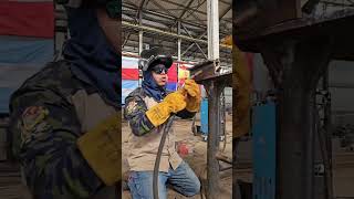 Aprender a soldar foryourpage welding haitiancretor duet fyg 1000subscriber automobile fyu [upl. by Nailimixam968]