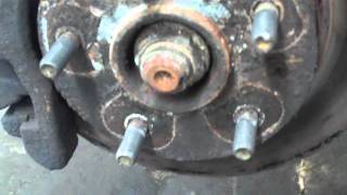 LANDROVER TD4 FREELANDER BRAKE OVERHAUL [upl. by Frear]