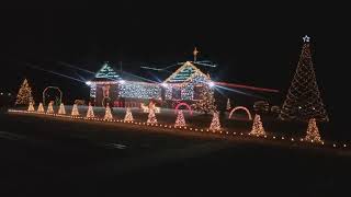 Warsaw Indiana Christmas Light Show 2017 [upl. by Allyce]