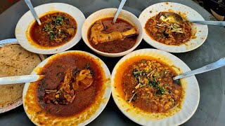 Delhis Best Magaz Masala Paya Soup keema Kaleji Meat Curry Mutton Peti Everything Under Rs 150 [upl. by Ellednahc]