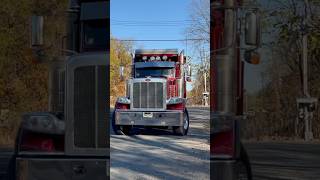 Peterbilt 389 rolls by Piscataway with nice Hadley quad horns amp a SAAHC hornshow [upl. by Eradis698]