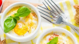 recette des oeufs cocottes au four avec des lardons   facile et rapide  🥚 [upl. by Ethel]