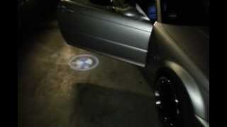 NIEUW BMW LOGO LED DEUR VERLICHTING LASER LICHT BMW E46 cabrio 330 [upl. by Cleland]