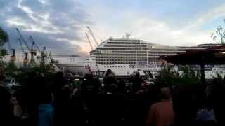 Cruise Ship playing Seven Nation Army [upl. by Gunter812]