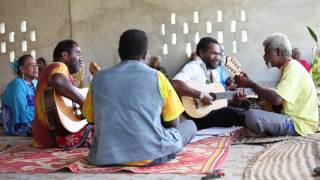 Musique traditionnelle à Hwadrilla iaai Kanaky [upl. by Oremodlab343]