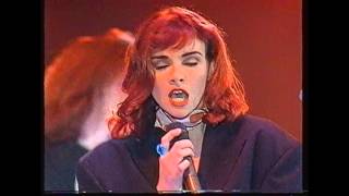 Cathy Dennis  Touch Me  World Music Awards  1992 [upl. by Eatnod]