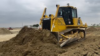 Tractor Komatsu D65EX16  Samborondón [upl. by Etac]