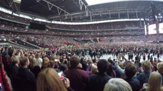 Adele  Hello Live at London Wembley Stadium 27K Adele The Finale Tour 28 June 2017 [upl. by Rebekah48]