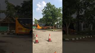 Pekanbaru  Dumai busakap frw shortvideo busindonesia [upl. by Bryce]