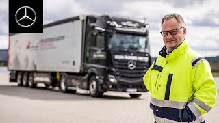 Markus and his brand new Actros L  MercedesBenz Trucks [upl. by Lahsiv]