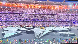 JO 2024  une Cérémonie de Clôture Unique avec un Planisphère Géant au Stade de France [upl. by Zwart]