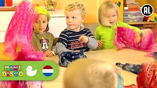 ZAKDOEKJE LEGGEN  Kinderliedjes  Kinderdagverblijf  Minidisco [upl. by Fairleigh]