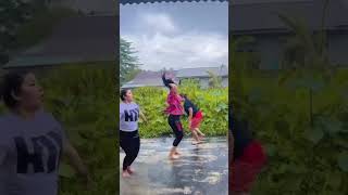 Mandi hujan yuk vidioshort funny hiburankocak jogettiktok viralvideo [upl. by Fast197]