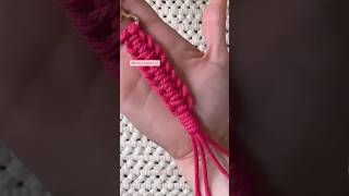 Diy Chaveiro ✨🔑 macramehandmadeknotkeychainornamenttutorialideiaartesanato [upl. by Simpson]