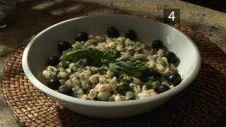 How To Prepare Hot Cannelloni Bean Salad [upl. by Adihsar]