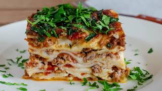 ORİJİNAL LAZANYA TARİFİ  LAZANİA  İTALYAN LASAGNA [upl. by Ettenim437]