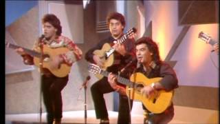 Gypsy Kings Volare  Live on Terry Wogan show 1989 [upl. by Alena]