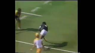 Manzoor Jr beat Ric Charlesworth by his body doge semifinal of 1984 Los Angeles Olympics [upl. by Ellehsim527]