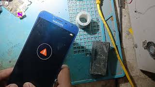 Samsung J4 Charging Error fix  Battery temperature too High  Problem Solution [upl. by Armond]