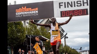 Geoffrey Kamworor Half Marathon World Record [upl. by Fortune]