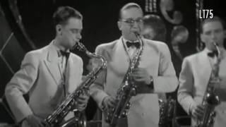 Swingtime 10 At the Ramblers Ball  Ramblers Dansorkest 1940 [upl. by Adikam]