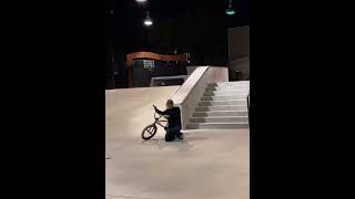 poorhomierich skatepark rips after work [upl. by Salhcin358]