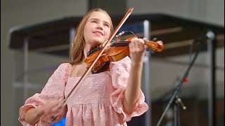 15 Year Old Karolina Protsenko  Uplifting Performance of quotIn Christ Alonequot [upl. by Christa364]