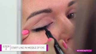 How to Apply Liquid Eyeliner in Seconds  NewBeauty Tips amp Tutorials [upl. by Miguelita848]