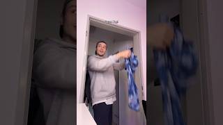 Dein KLEID ist ZU KURZ Verbote in Beziehungen 🚩beziehung freundin viralvideo funny [upl. by Blair]