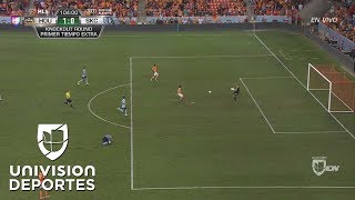 ¡Increíble Vicente Sánchez desperdició el gol de la tranquilidad para Houston Dynamo [upl. by Llerrod131]