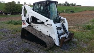 2004 Bobcat T300 Skid steer loader [upl. by Dragon660]