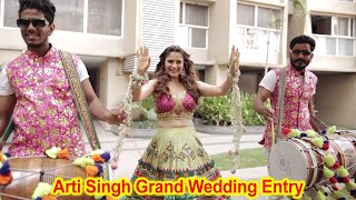 Arti Singh Grand Dancing Entry at her Haldi Ceremony  Krushna Abhishek Sister Arti Singh Wedding [upl. by Leroj977]