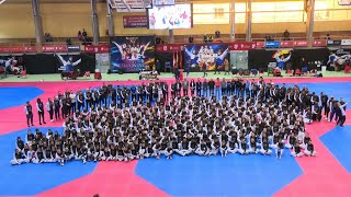 El mejor taekwondo del mundo en el quotWinter Training Campquot de Hankuk International School [upl. by Ittam]