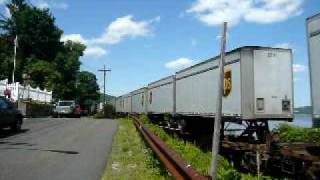 CSX Q156 breezes through Tomkins Cove [upl. by Blinny]