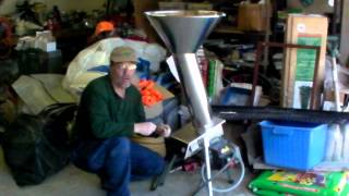 Orchard Diary 462012 Zambelli MuliMix fruit grinder [upl. by Herries]