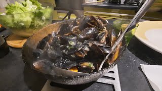 Moules Marinière un délices 😋❤️ [upl. by Irrahs91]