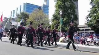 FIMMQ 2013 Parade MilitaireLes Voltigeurs de Québec [upl. by Anaz]