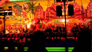 Eens per jaar is het 4 dagen feest bij de Miami Trip in Volendam Kermis 2009 [upl. by Durarte]