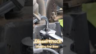 Knocking Diesel Bleeding the fuel lines dieselengine dieseltractor [upl. by Carma]