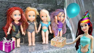 Anna and Elsa Toddlers Mermaid Pool Party Ariel and Eric Family  Barbie Dolls and Toys [upl. by Cally666]