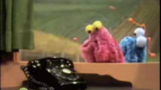 Lady Gaga feat Sesame Street  Telephone [upl. by Hezekiah]